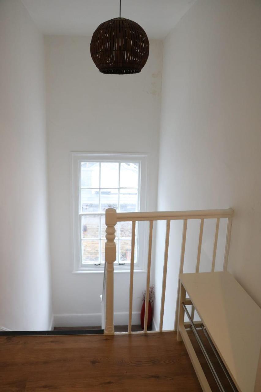 Apartament Victoria Style Flat Near Victoria Station Londyn Zewnętrze zdjęcie